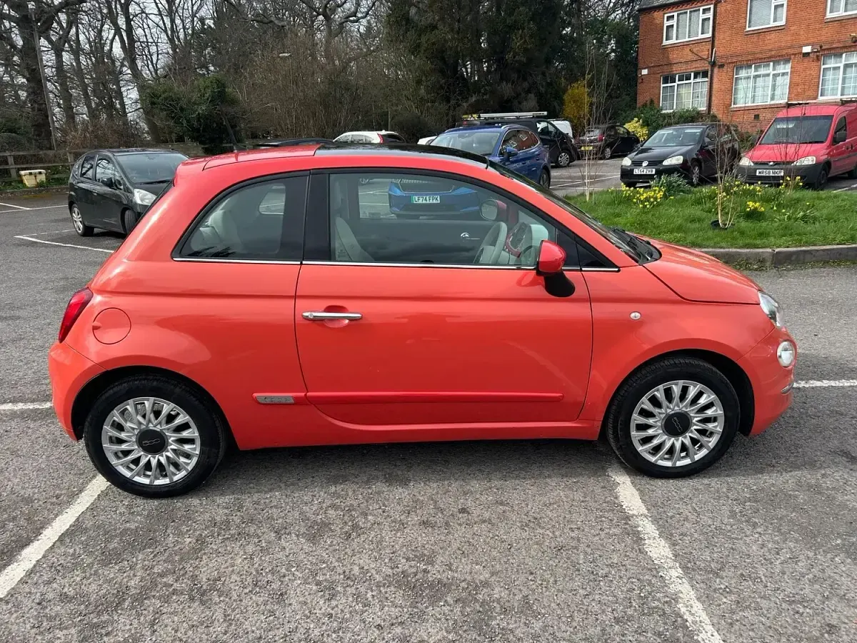 Used Fiat 500 Lounge 69 HP (50 kW) 2016 Pink Hatchback