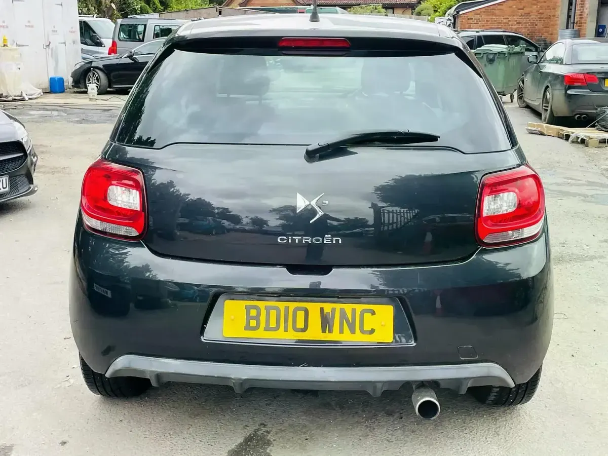 Used Citroën DS3 110 HP (80 kW) 2010 Black Hatchback