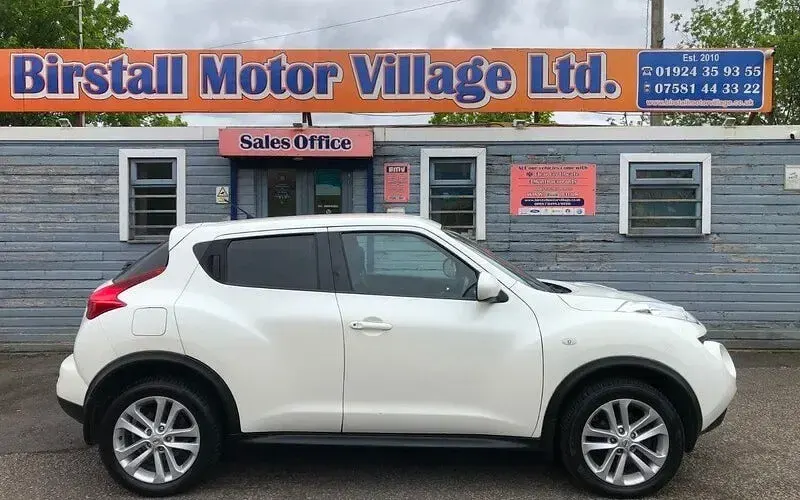 Used Nissan Juke Acenta 117 HP (86 kW) 2013 White SUV