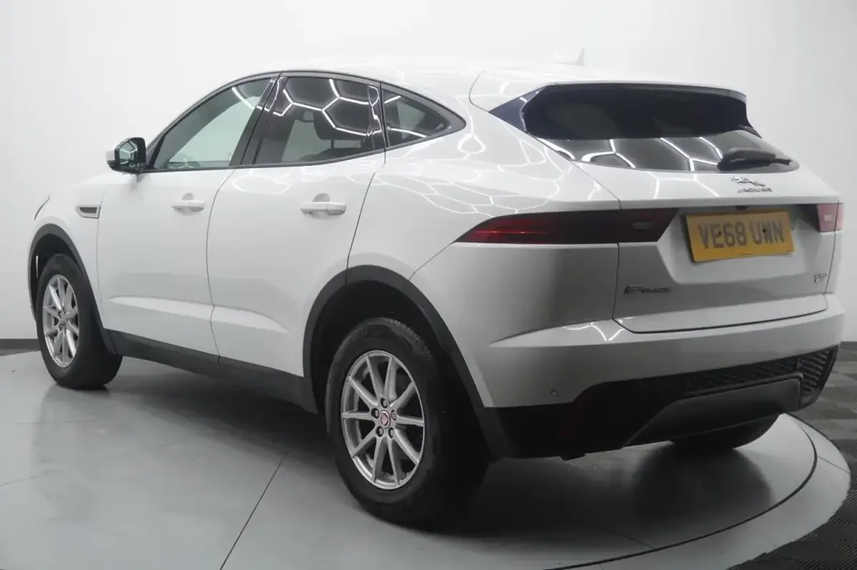 Usado Jaguar E-Pace S 2018 Branco SUV