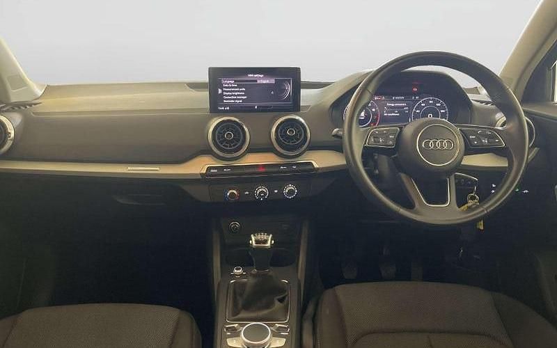 Used Audi Q2 Sport 110 HP (80 kW) 2024 SUV