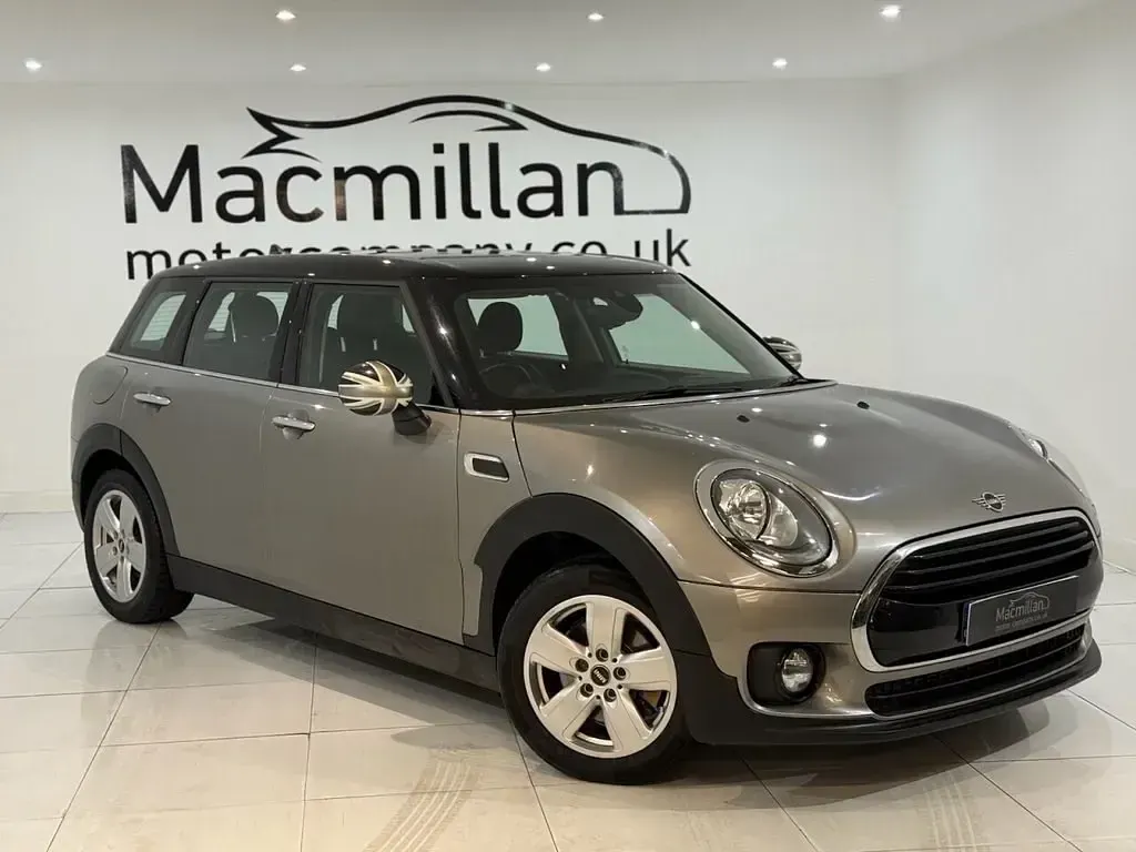 Usado Mini Cooper Clubman 136 CV (100 kW) 2018 Plateado Familiar