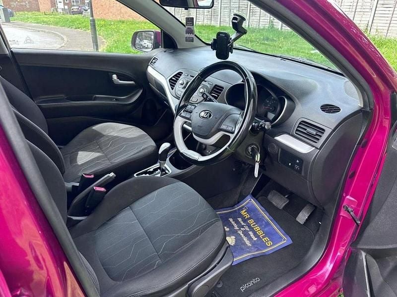 Used Kia Picanto 84 HP (61 kW) 2016 Pink Hatchback