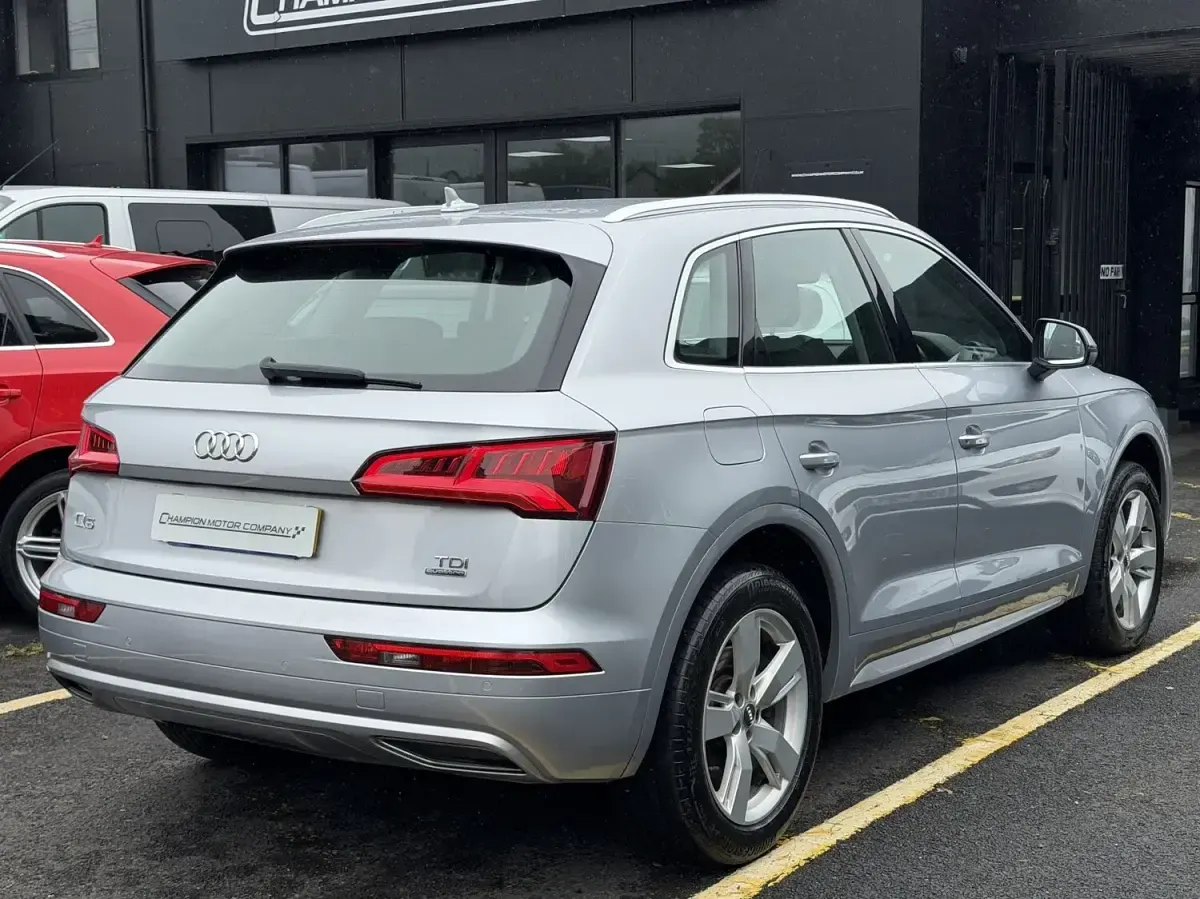Used Audi Q5 Sport 190 HP (139 kW) 2017 Silver SUV
