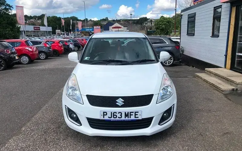 Used Suzuki Swift SZ3 94 HP (69 kW) 2016 Hatchback