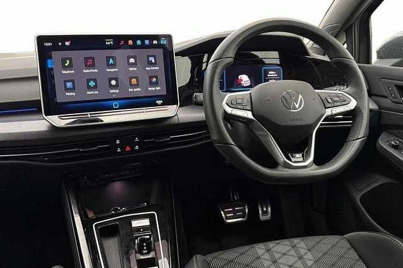 Used VW Golf VIII 150 HP (110 kW) 2025