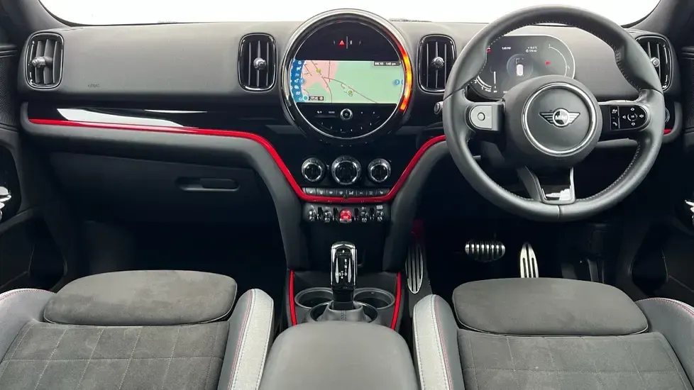 Used Mini Cooper Countryman Sport 134 HP (98 kW) 2022 Silver SUV