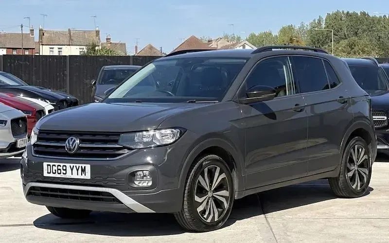 Used VW T-Cross SE 95 HP (69 kW) 2023 SUV