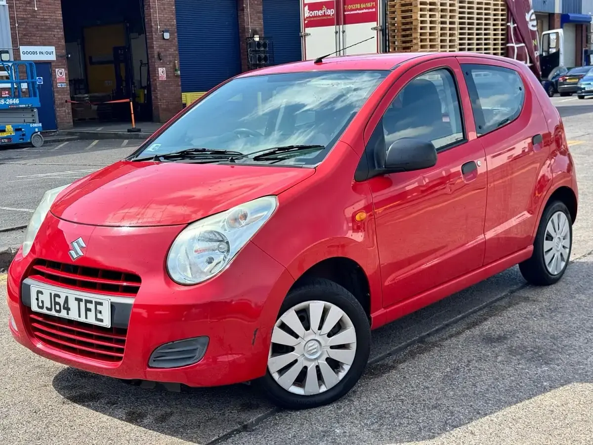 Used Suzuki Alto 68 HP (50 kW) 2014 Red Hatchback