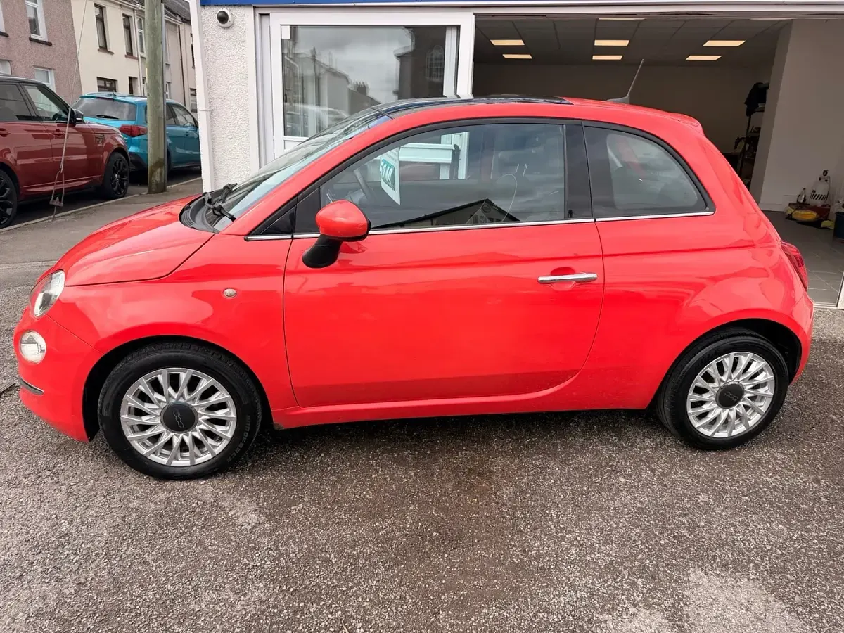 Used Fiat 500 Lounge 69 HP (50 kW) 2016 Pink Hatchback