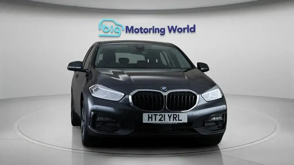 Used BMW 116 Sport Line 116 HP (85 kW) 2021 Grey Hatchback