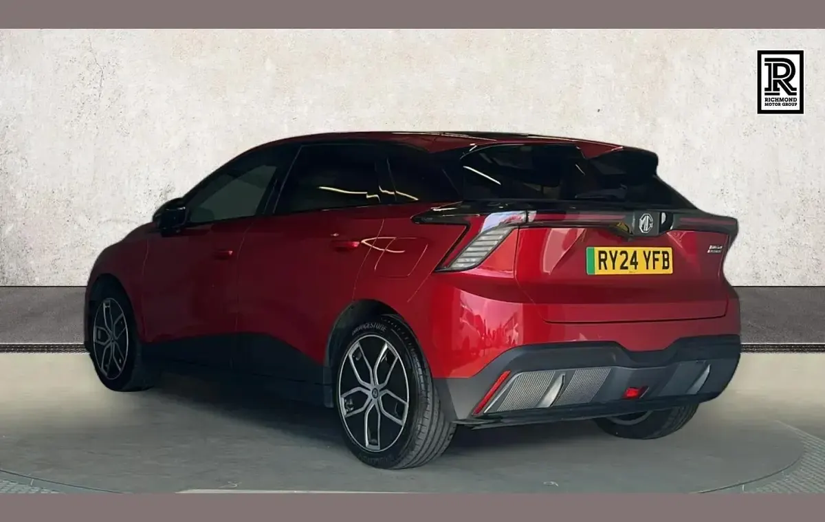 Used MG MG4 EV Trophy 150 kW (204 HP) 2024 Red Hatchback