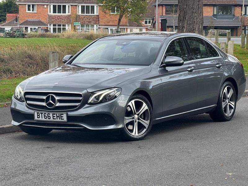 Begagnad Mercedes E220 SE 2016 Grå Sedan