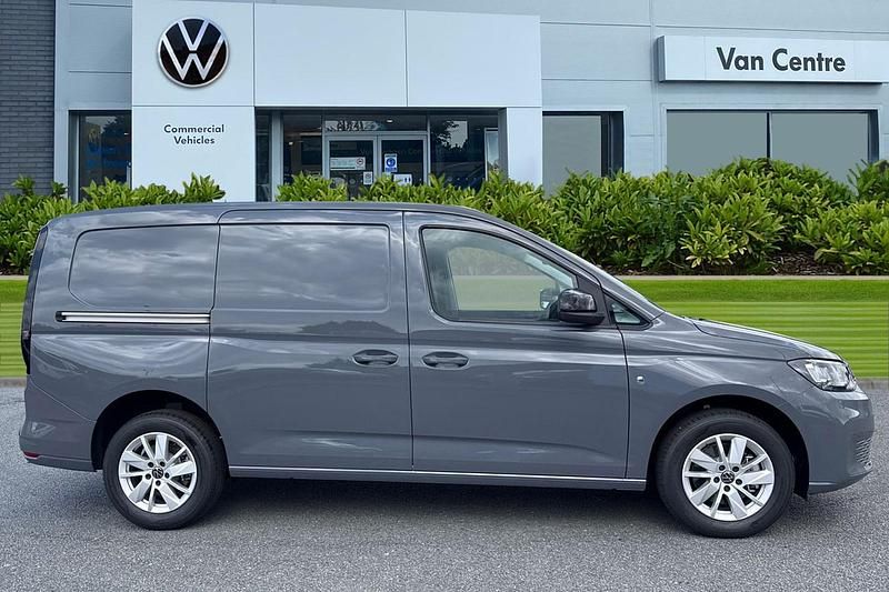 Used VW Caddy Maxi Pro 122 HP (89 kW) 2025 Grey MPV