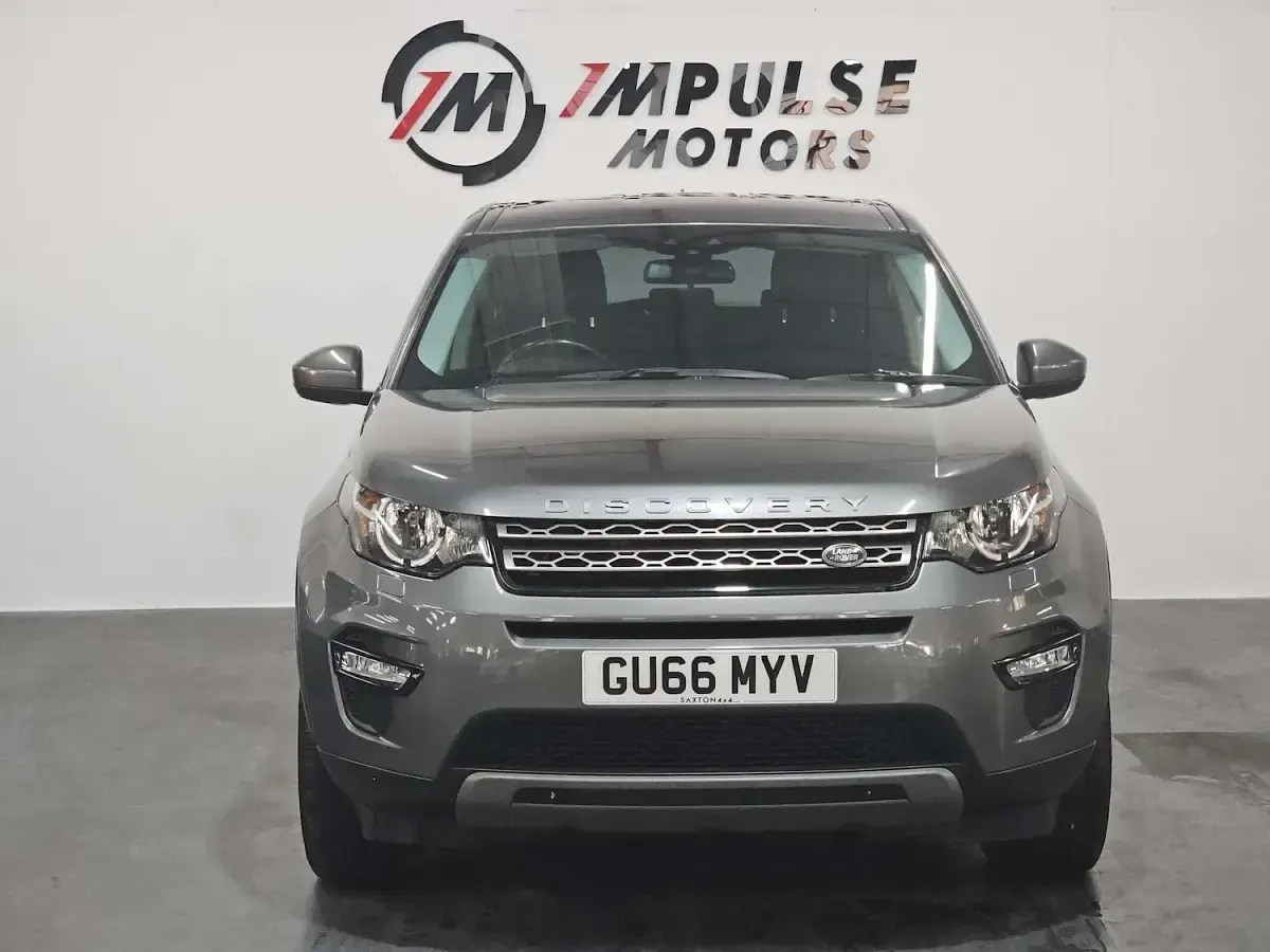 Used Land Rover Discovery Sport SE 180 HP (132 kW) 2016 Grey SUV