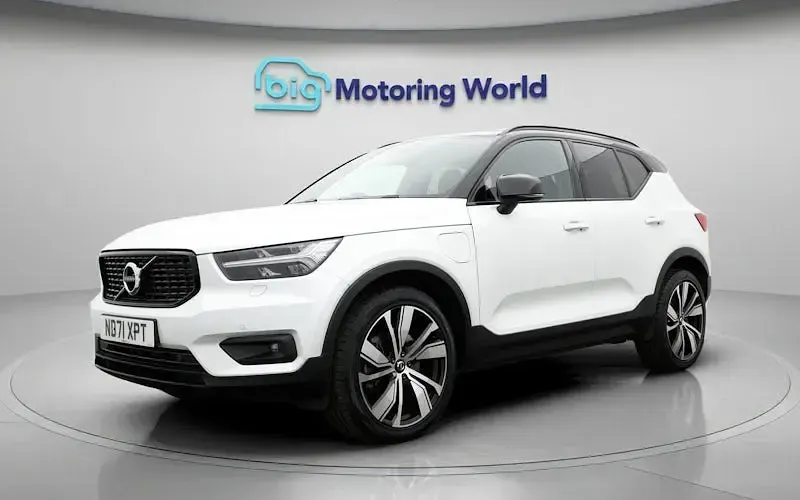Used Volvo XC40 Ultimate 262 HP (192 kW) 2021 White SUV