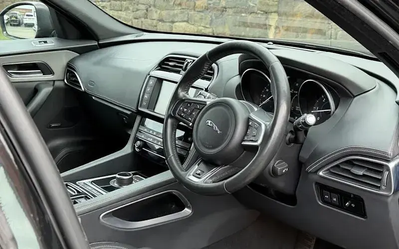 Used Jaguar F-Pace S 300 HP (220 kW) 2017 Black SUV