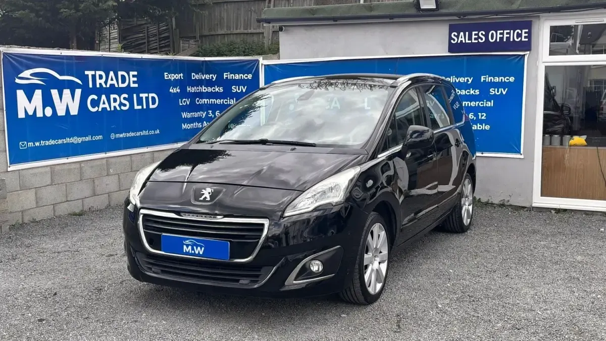 Second-hand Peugeot 5008 Allure 2015 Negru Monovolum