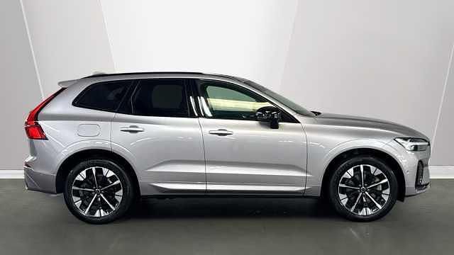 Used Volvo XC60 Plus 247 HP (181 kW) 2026 SUV