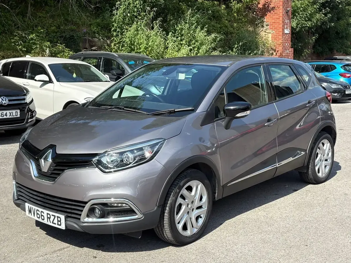 Used Renault Captur Dynamique 2016 Grey SUV