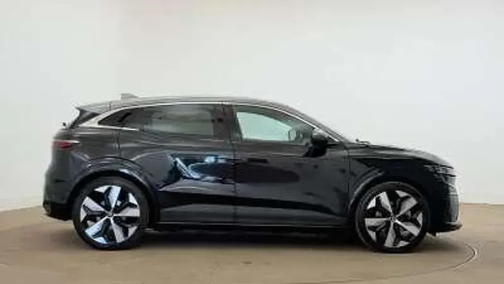 Used Renault Megane E-Tech Techno 160 kW (218 HP) 2023 Black  Hatchback