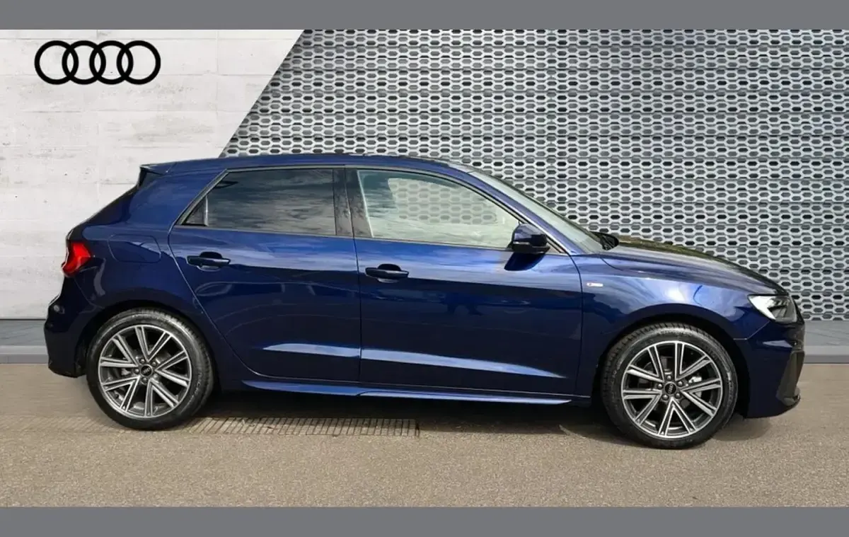 Used Audi A1 S-Line 113 HP (83 kW) 2026 Blue SUV