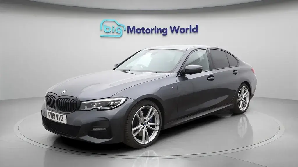 Usado BMW 320 M Sport 184 CV (135 kW) 2019 Gris Berlina