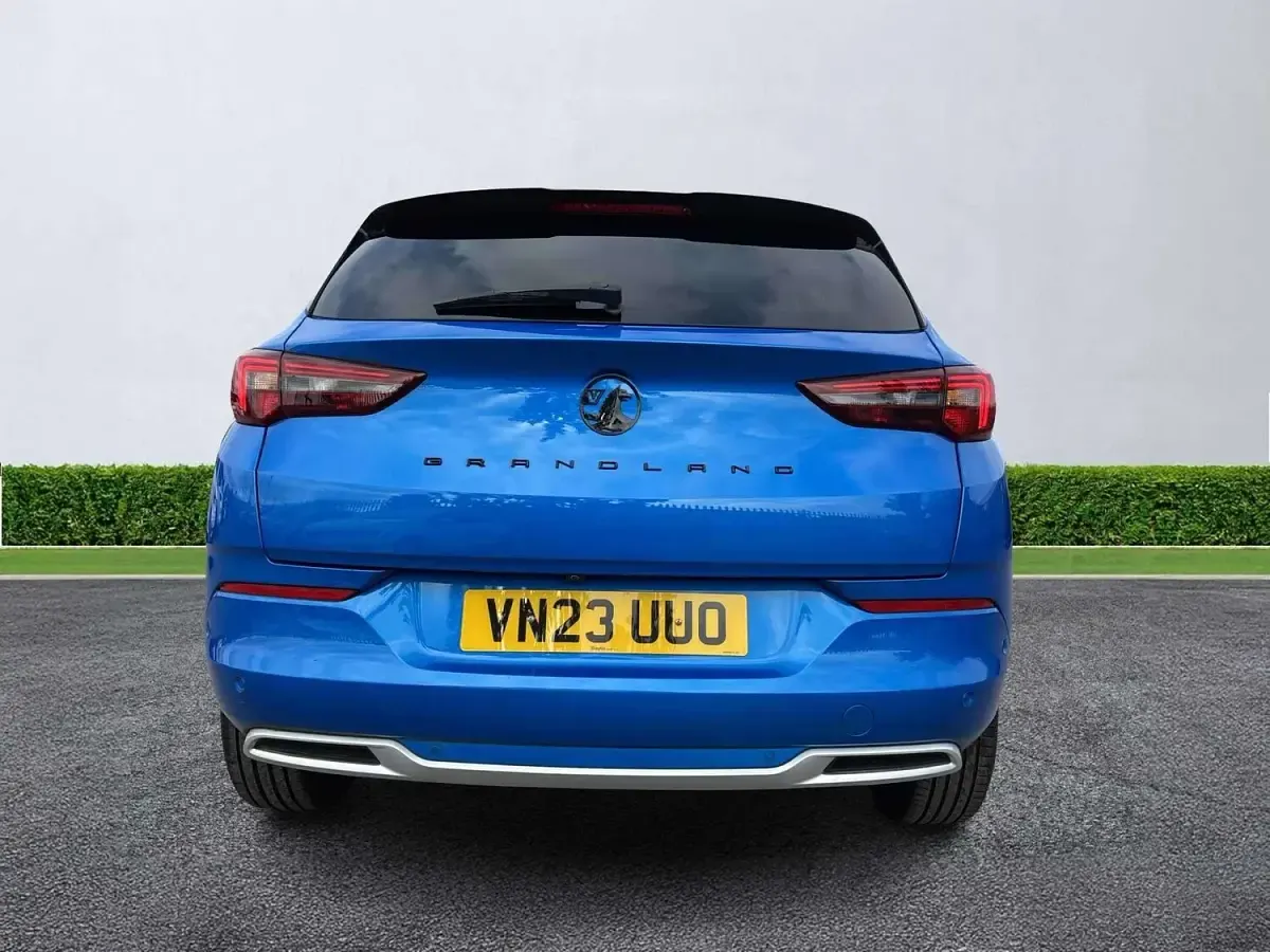 Used Vauxhall Grandland X Ultimate 130 HP (95 kW) 2023 Blue SUV