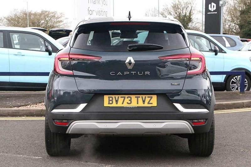 Used Renault Captur Techno 143 HP (105 kW) 2023 Other SUV