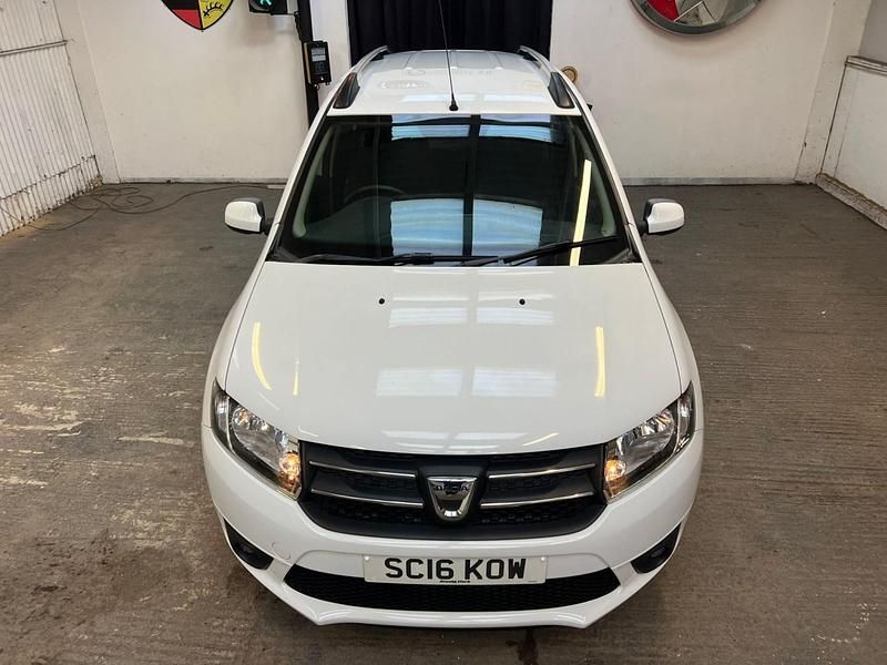 Used Dacia Logan MCV Lauréate 90 HP (66 kW) 2016 White Estate