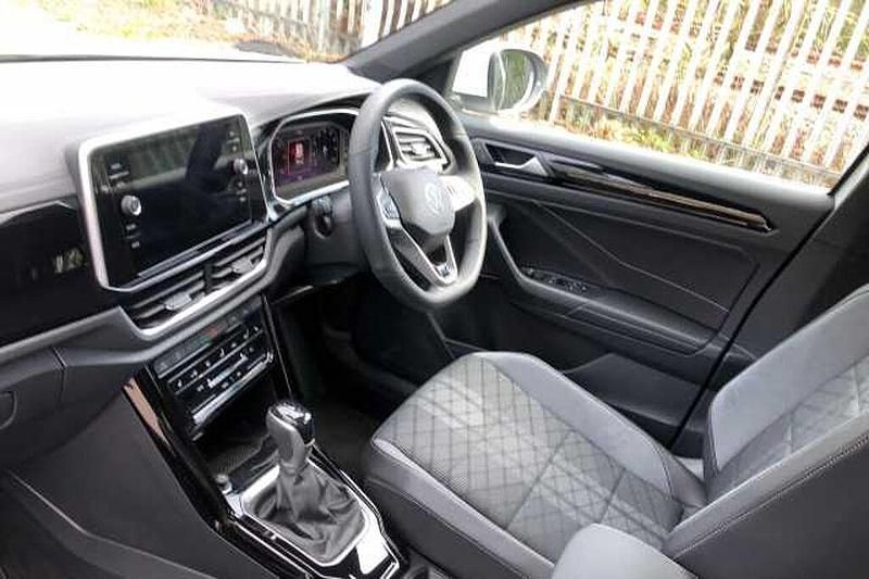 Usado VW T-Roc R-line 150 HP (110 kW) 2025 Branco SUV