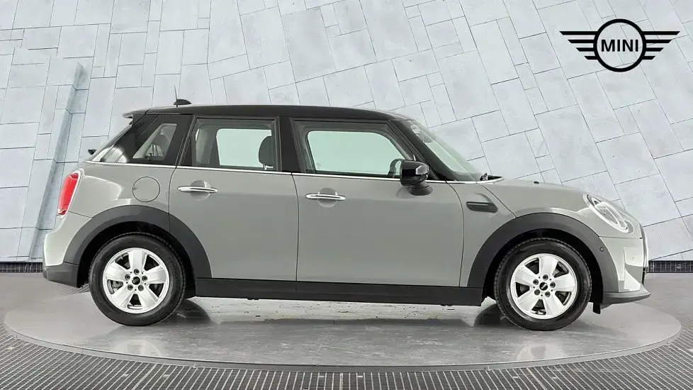 Used Mini Cooper Classic 136 HP (100 kW) 2022 Grey Hatchback