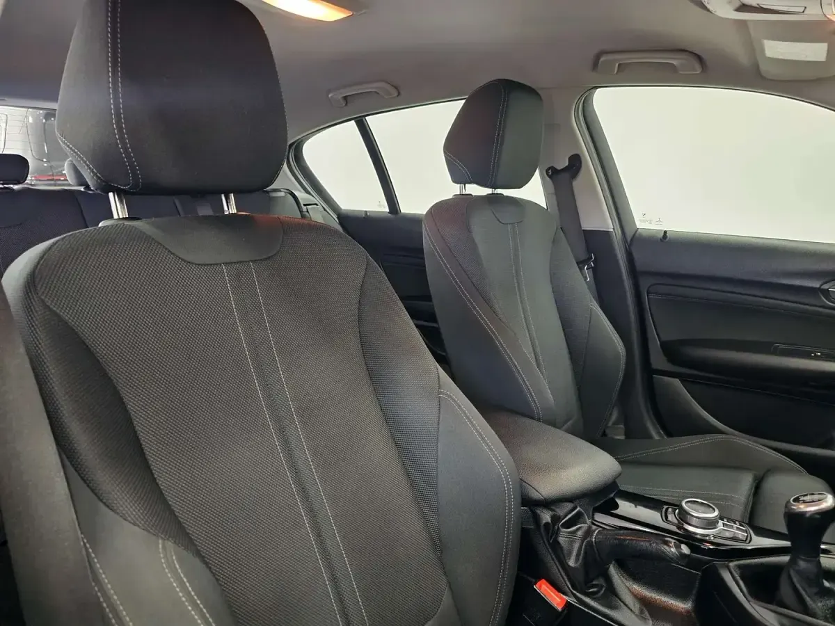 Used BMW 118 Sport Line 2018 Black Hatchback