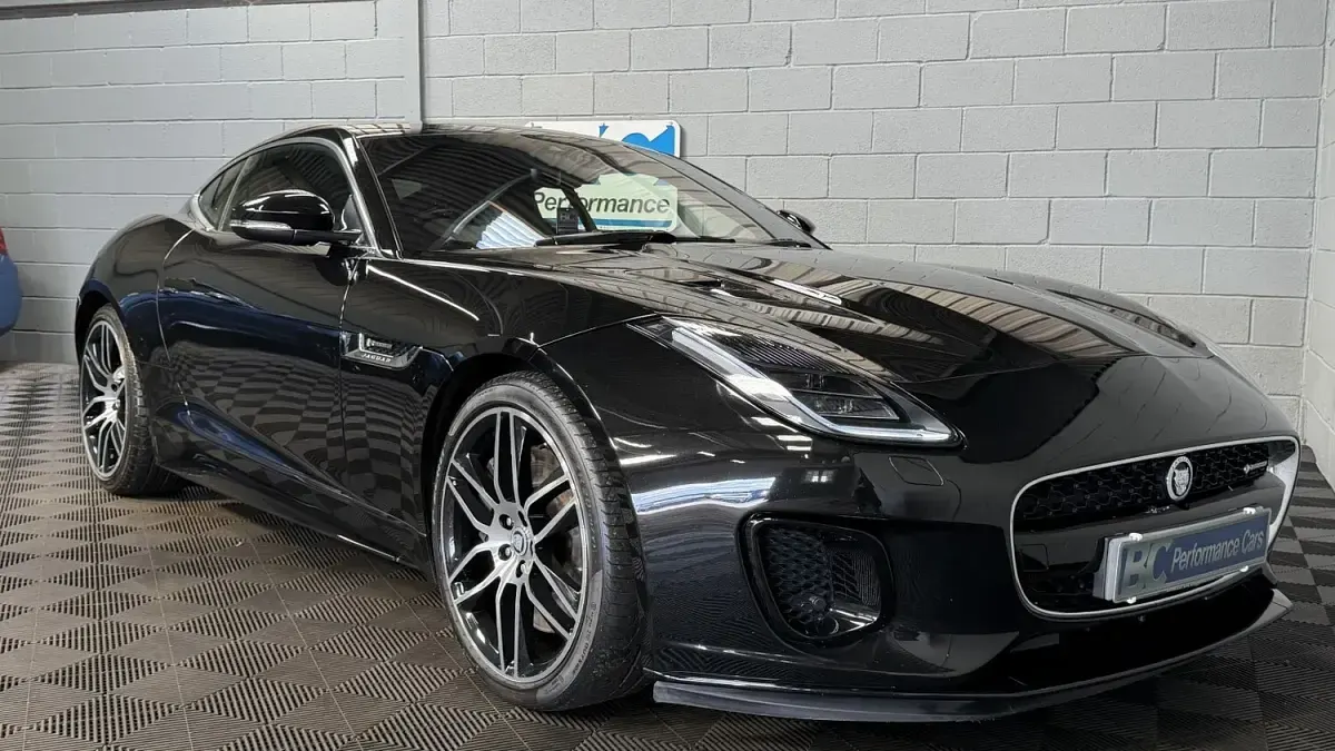 Used Jaguar F-Type R-Dynamic 2019 Black Coupe