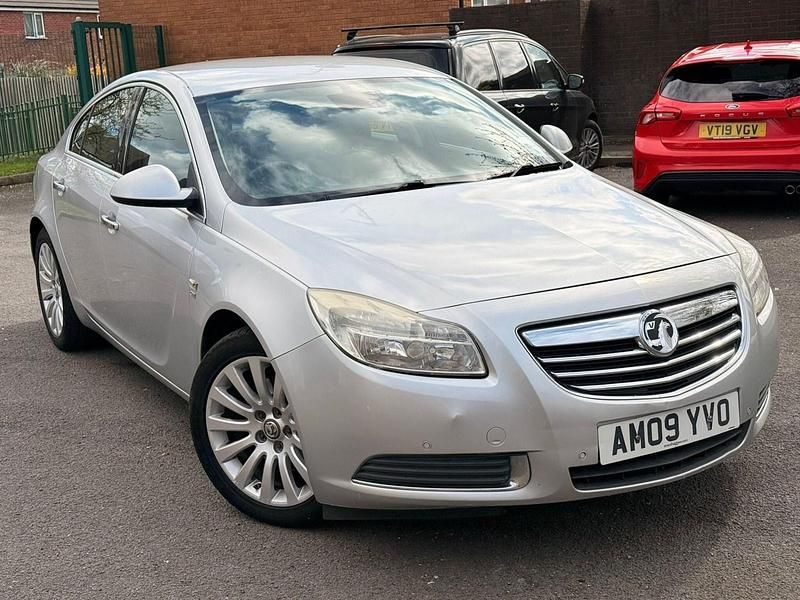 Used Vauxhall Insignia 220 HP (161 kW) 2009 Silver Hatchback