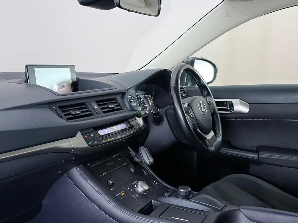 Used Lexus CT200h 2018 Grey Hatchback