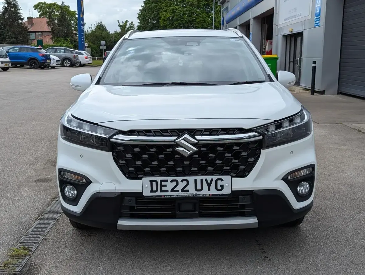 Used Suzuki SX4 S-Cross 2022 White SUV
