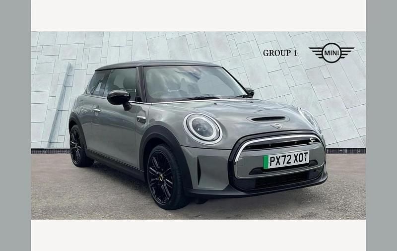 Moonwalk grey Used 2022 Mini Cooper S Level 2 Hatchback | £16,990 (Fair price) - Image 1/4