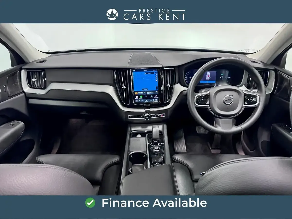 Used Volvo XC60 Plus 350 HP (257 kW) 2024 Grey SUV