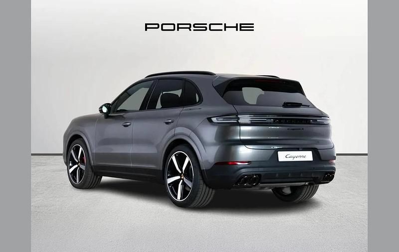 Used Porsche Cayenne S 468 HP (344 kW) 2025 Grey SUV
