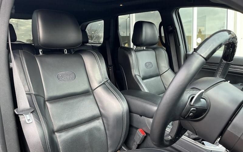 Used Jeep Grand Cherokee Overland 250 HP (183 kW) 2019 Blue SUV