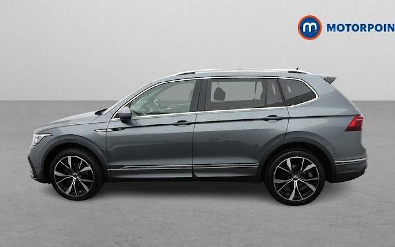 Used VW Tiguan Allspace R-line 150 HP (110 kW) 2023 Grey SUV