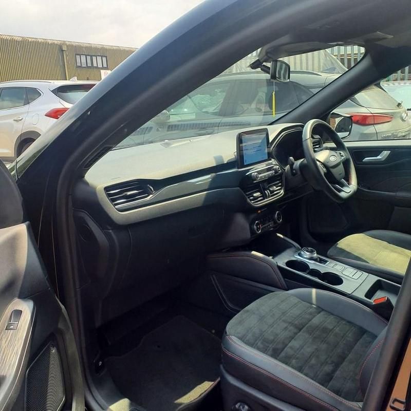 Used Ford Kuga ST-Line 190 HP (139 kW) 2023 Black SUV