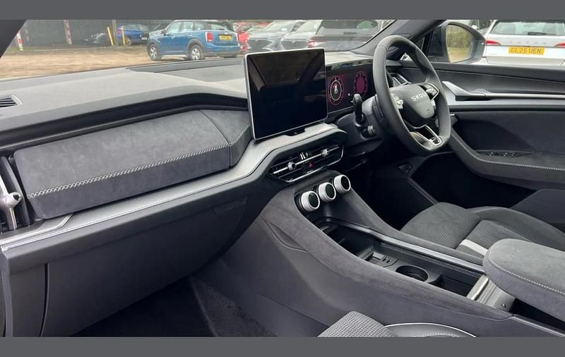 New Skoda Kodiaq SportLine 200 HP (147 kW) 2026 Silver SUV