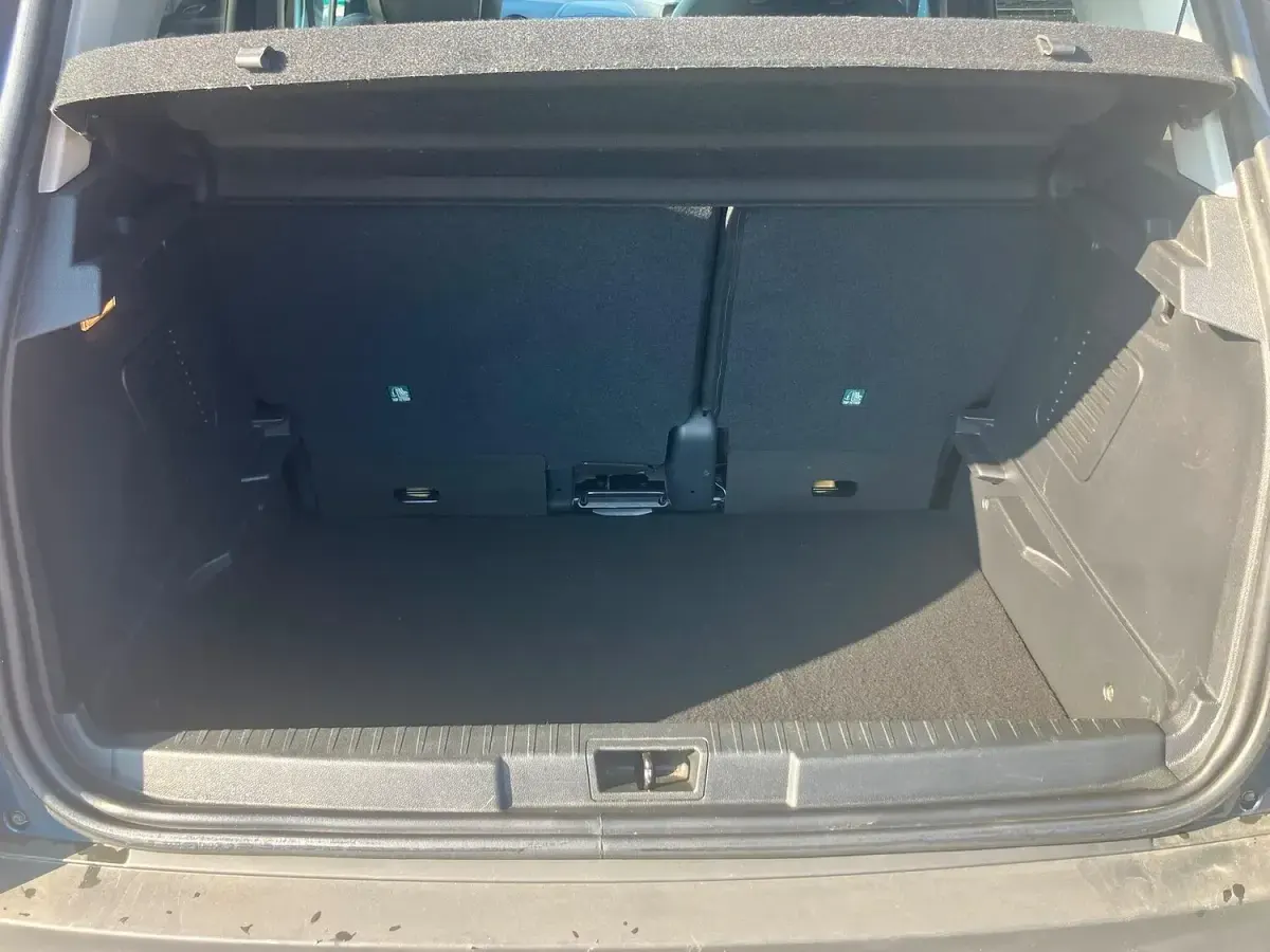 Used Renault Captur GT-Line 90 HP (66 kW) 2019 Blue/black SUV