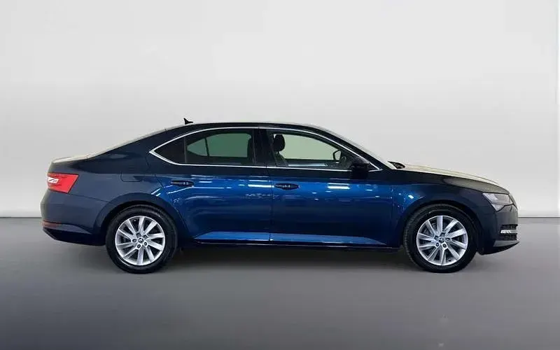Used Skoda Superb SE Technology 150 HP (110 kW) 2023 Blue Hatchback