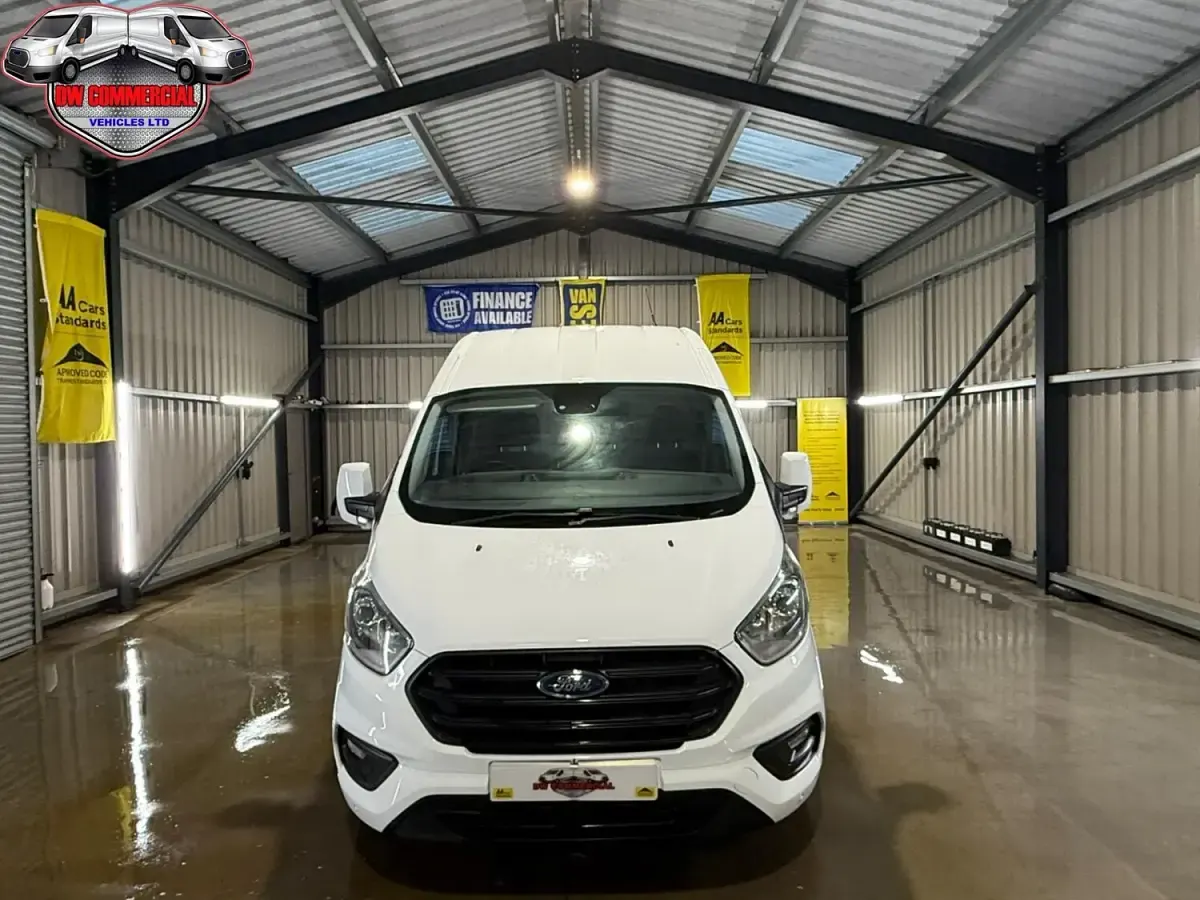 Used Ford Transit Custom Trend 130 HP (95 kW) 2023 White Van