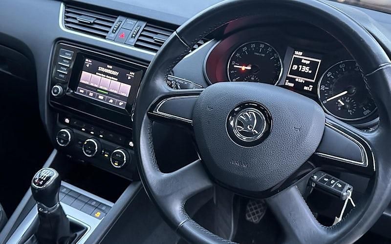 Used Skoda Octavia SE 150 HP (110 kW) 2016 Estate