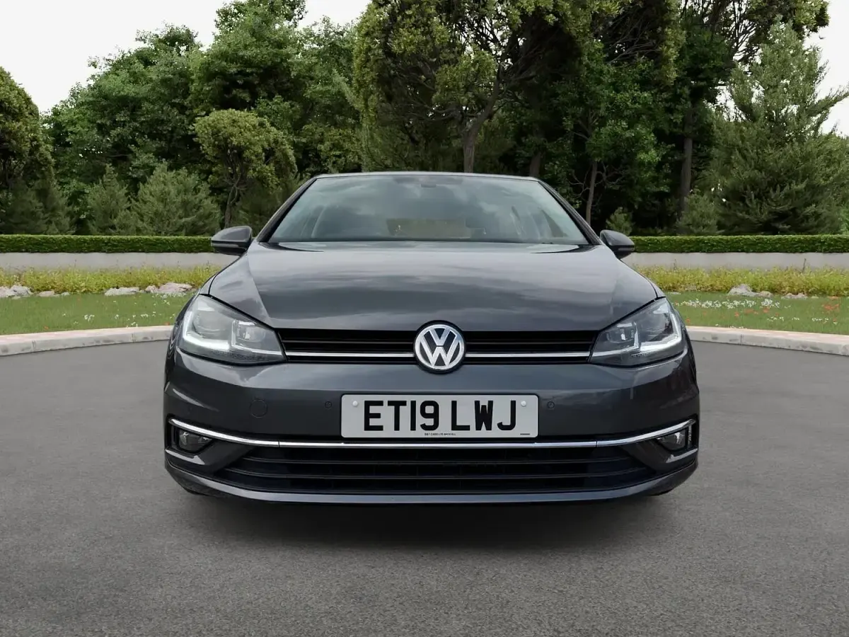 Used VW Golf VII Match 150 HP (110 kW) 2019 Grey Hatchback