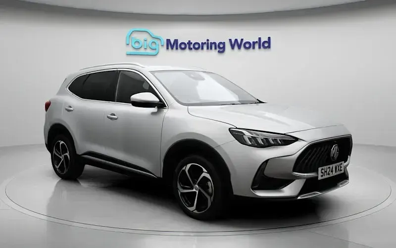 Usado MG HS Trophy 162 HP (119 kW) 2024 Prateado SUV